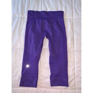 Lululemon In the Flow crop leggings, size 8,